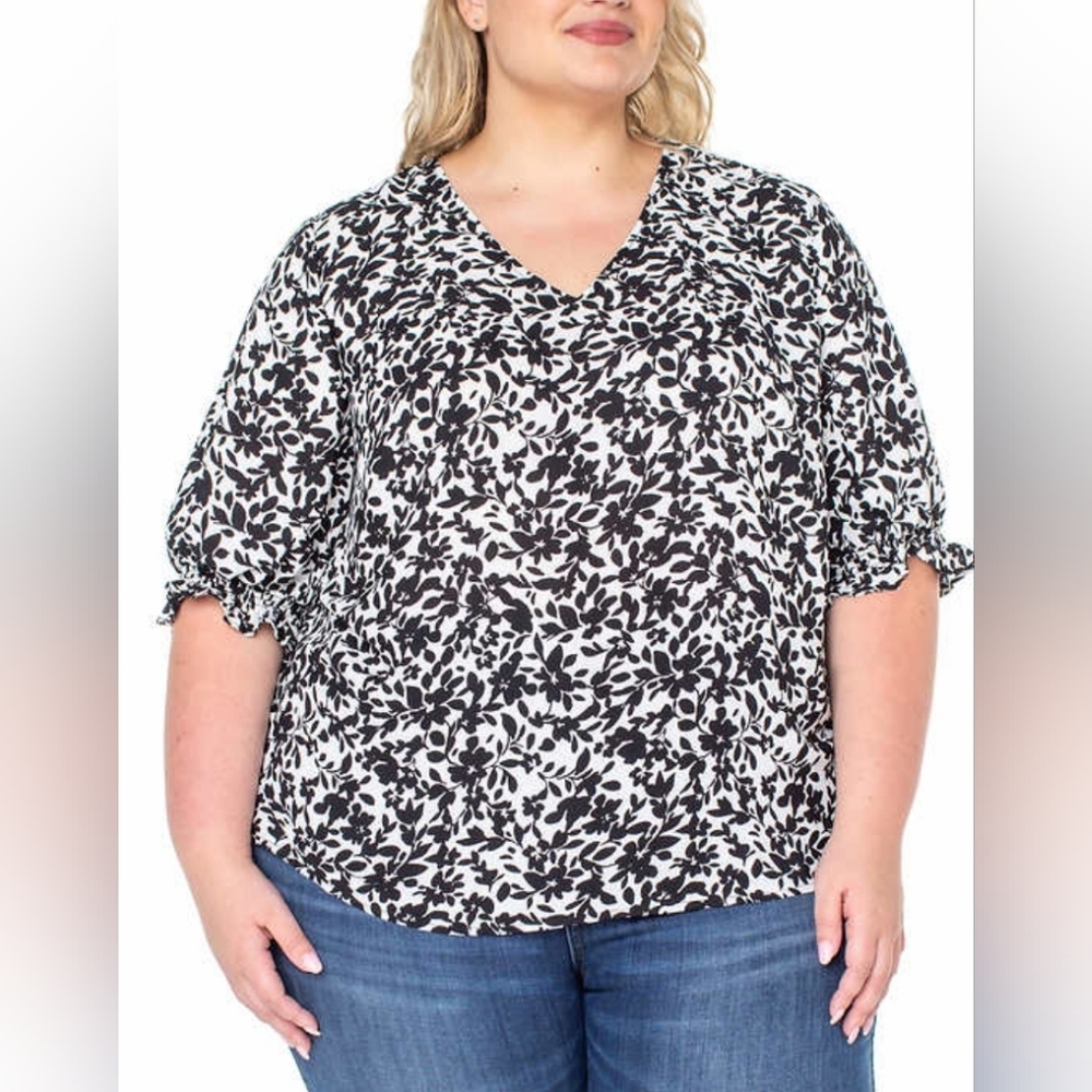 Women's Well Worn V-Neck Quarter Sleeve Blouse Black/White Size XL NWT